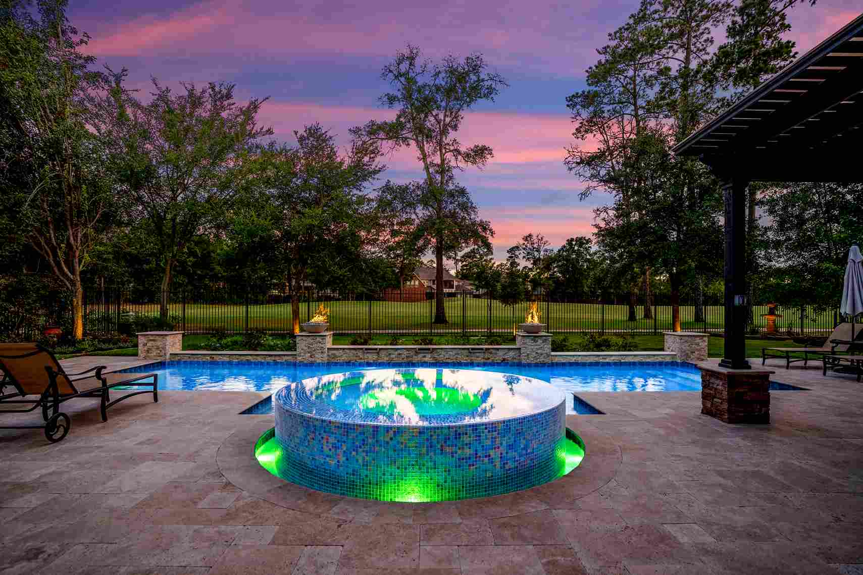 150k+ Custom Luxury Swimming Pools